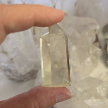Load image into Gallery viewer, Citrine Point