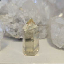 Load image into Gallery viewer, Citrine Point
