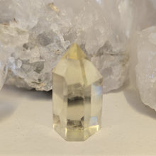 Load image into Gallery viewer, Citrine Point