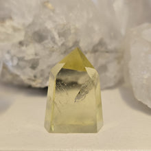 Load image into Gallery viewer, Citrine Point