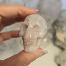 Load image into Gallery viewer, Flower Agate Skull