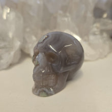Load image into Gallery viewer, Flower Agate Skull