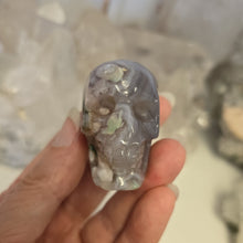Load image into Gallery viewer, Flower Agate Skull