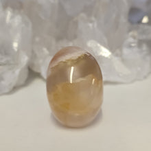 Load image into Gallery viewer, Flower Agate Skull