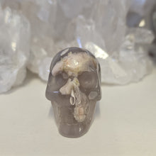 Load image into Gallery viewer, Flower Agate Skull
