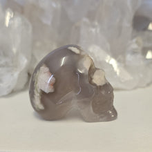 Load image into Gallery viewer, Flower Agate Skull