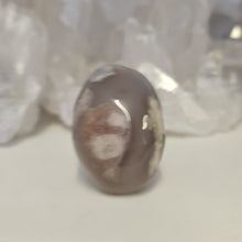 Load image into Gallery viewer, Flower Agate Skull