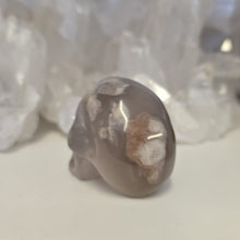 Load image into Gallery viewer, Flower Agate Skull