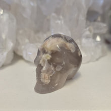 Load image into Gallery viewer, Flower Agate Skull