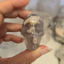 Load image into Gallery viewer, Flower Agate Skull