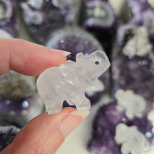 Load image into Gallery viewer, Clear Quartz Elephant