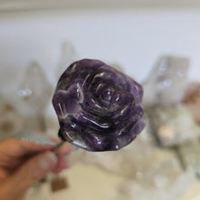 Load image into Gallery viewer, Chevron Amethyst Rose with Stem