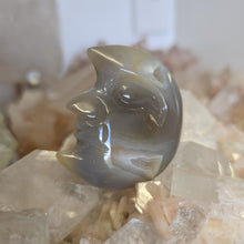 Load image into Gallery viewer, Agate Moon Face