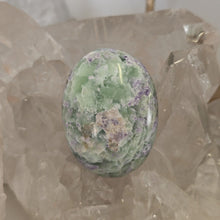 Load image into Gallery viewer, Serpentine Fluorite 'Bolivianite' Palmstone - A Grade
