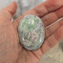 Load image into Gallery viewer, Serpentine Fluorite 'Bolivianite' Palmstone - A Grade