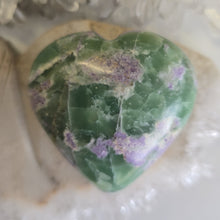 Load image into Gallery viewer, Serpentine Fluorite 'Bolivianite' Heart - A Grade