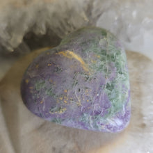 Load image into Gallery viewer, Serpentine Fluorite 'Bolivianite' Heart - A Grade