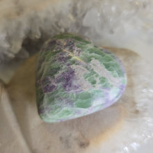 Load image into Gallery viewer, Serpentine Fluorite 'Bolivianite' Heart - A Grade