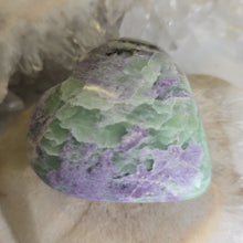 Load image into Gallery viewer, Serpentine Fluorite 'Bolivianite' Heart - A Grade