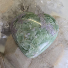 Load image into Gallery viewer, Serpentine Fluorite 'Bolivianite' Heart - A Grade