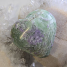 Load image into Gallery viewer, Serpentine Fluorite 'Bolivianite' Heart - A Grade