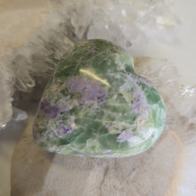 Load image into Gallery viewer, Serpentine Fluorite 'Bolivianite' Heart - A Grade