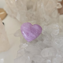 Load image into Gallery viewer, Kunzite Heart