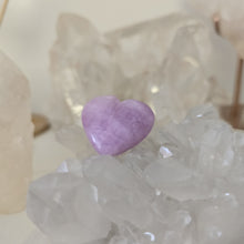 Load image into Gallery viewer, Kunzite Heart