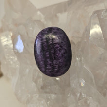Load image into Gallery viewer, Kammererite Palmstone