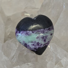 Load image into Gallery viewer, Kammererite Heart