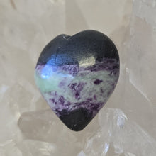 Load image into Gallery viewer, Kammererite Heart