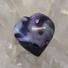 Load image into Gallery viewer, Kammererite Heart