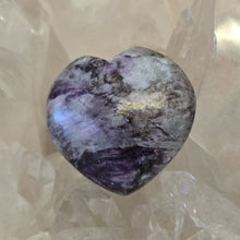 Load image into Gallery viewer, Kammererite Heart