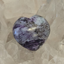 Load image into Gallery viewer, Kammererite Heart