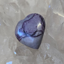 Load image into Gallery viewer, Kammererite Heart