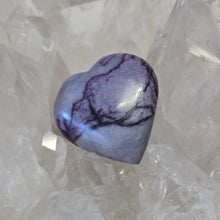 Load image into Gallery viewer, Kammererite Heart