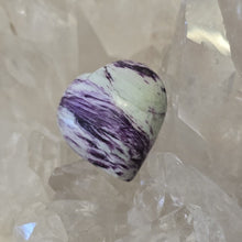 Load image into Gallery viewer, Kammererite Heart