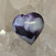 Load image into Gallery viewer, Kammererite Heart