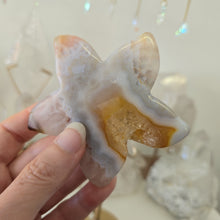 Load image into Gallery viewer, Druzy Agate Starfish on Stand
