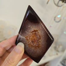 Load image into Gallery viewer, Carnelian Diamond with Stand