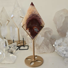 Load image into Gallery viewer, Carnelian Diamond with Stand