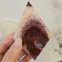 Load image into Gallery viewer, Carnelian Diamond with Stand