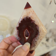 Load image into Gallery viewer, Carnelian Diamond with Stand