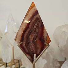 Load image into Gallery viewer, Carnelian Diamond with Stand