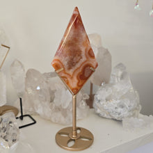 Load image into Gallery viewer, Carnelian Diamond with Stand