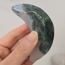 Load image into Gallery viewer, Moss Agate Moon with Stand