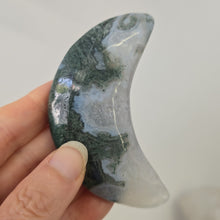 Load image into Gallery viewer, Moss Agate Moon with Stand