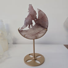 Load image into Gallery viewer, Fire Quartz Moon Howling Wolf