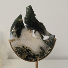 Load image into Gallery viewer, Moss Agate Moon Howling Wolf