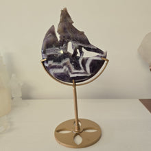 Load image into Gallery viewer, Chevron Amethyst Moon Howling Wolf